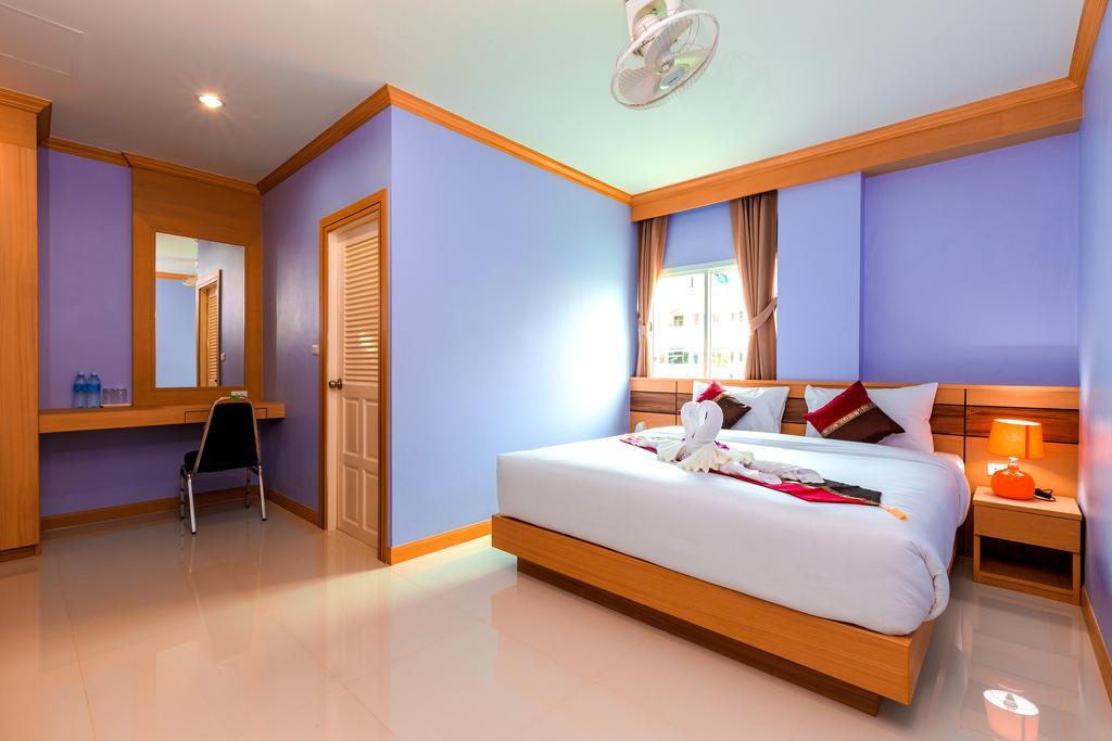 Phusita Hotel - Sha Certified Patong Room photo